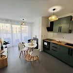 公寓 La Bezannes Parking Balcon