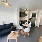 La Bezannes Parking Balcon * 兰斯