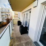 公寓 La Bezannes Parking Balcon
