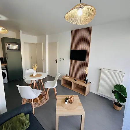 Apartment La Bezannes Parking Balcon