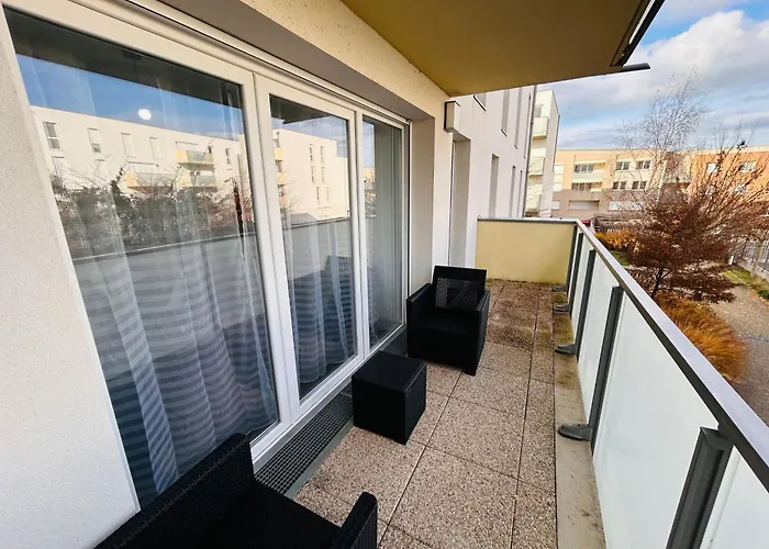 La Parking Balcon Lägenhet Reims