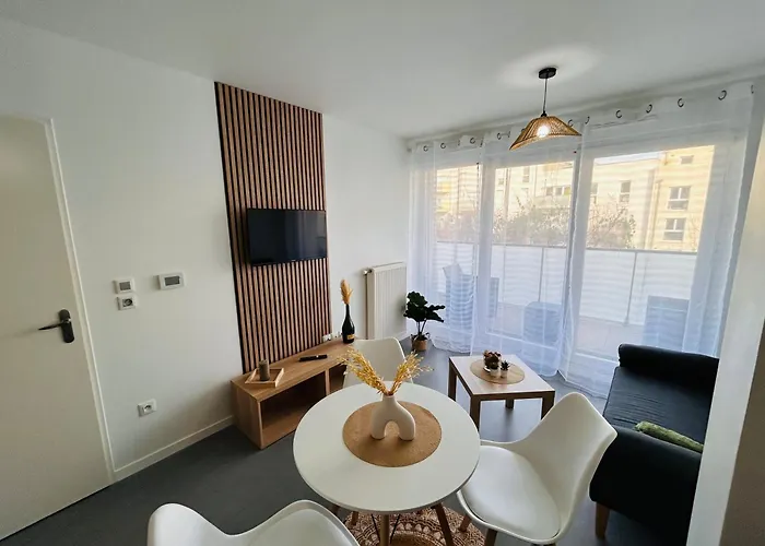 La Bezannes Parking Balcon Apartment Reims